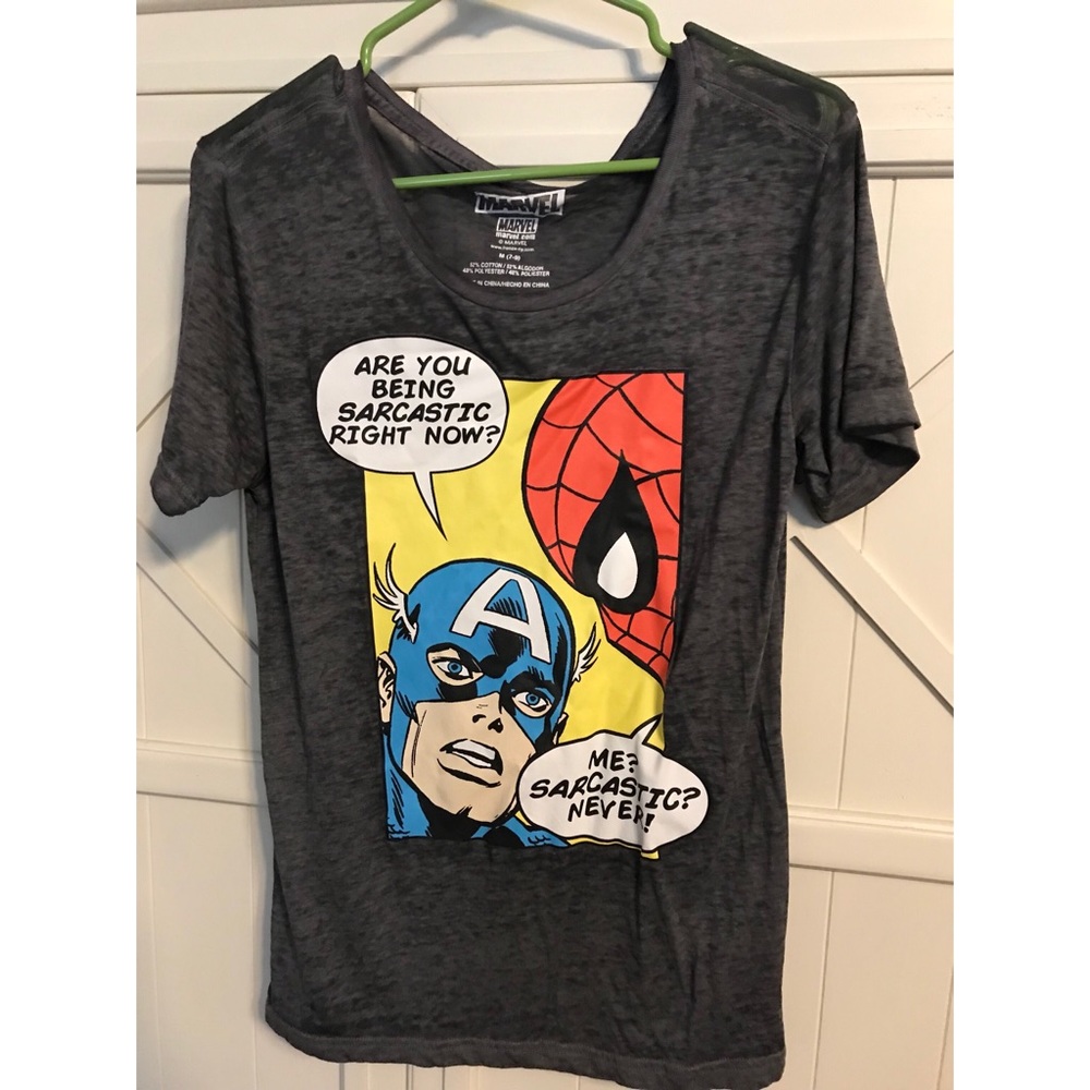 CAPTAIN AMERICA & SPIDER-MAN GRAPHIC TEE